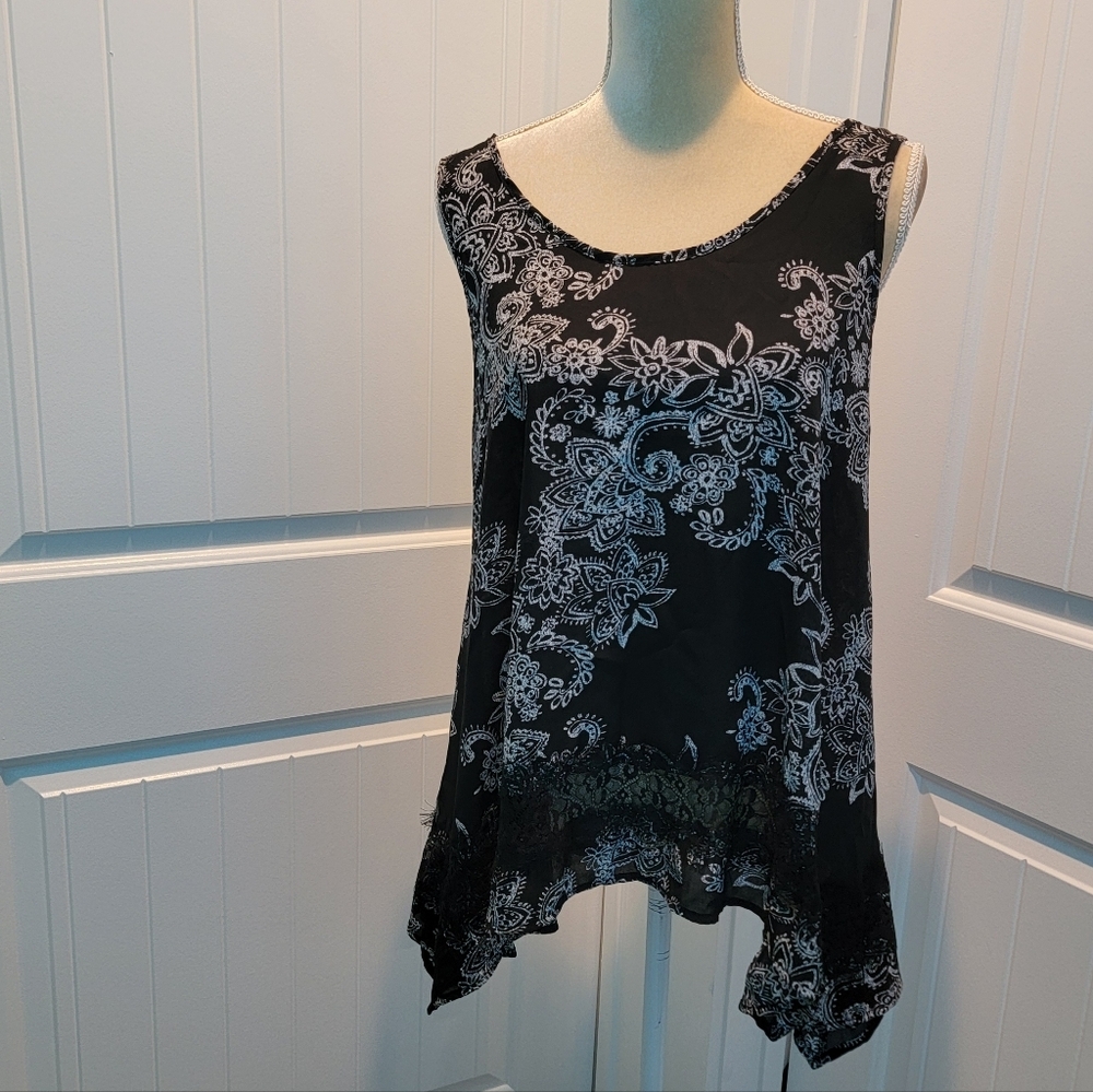 Paper Crane Womens Black White Floral Paisley Tank Top M